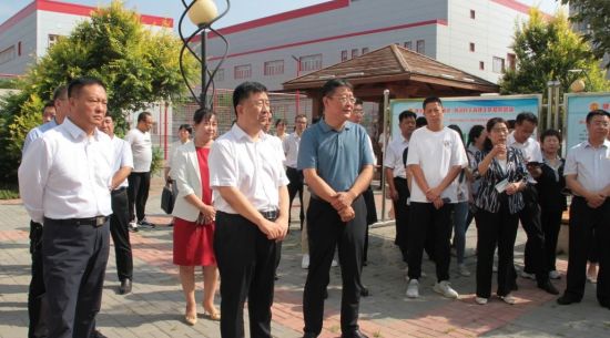 稀土高新區(qū)工會大力推動“ 五三三”工作機制，全面提升廠務公開民主管理工作提質增效